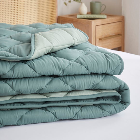 Carousel navigation image position 2 of 3