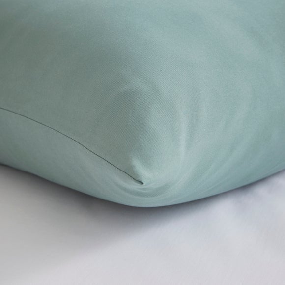 Carousel navigation image position 3 of 3