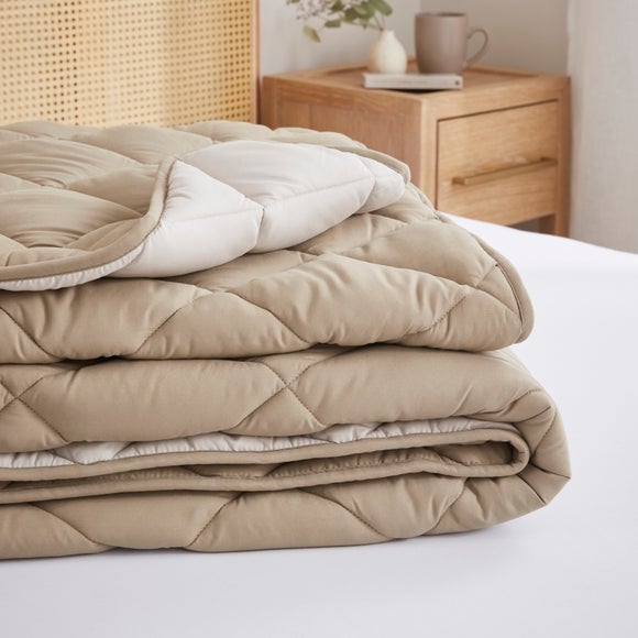 Carousel navigation image position 2 of 3