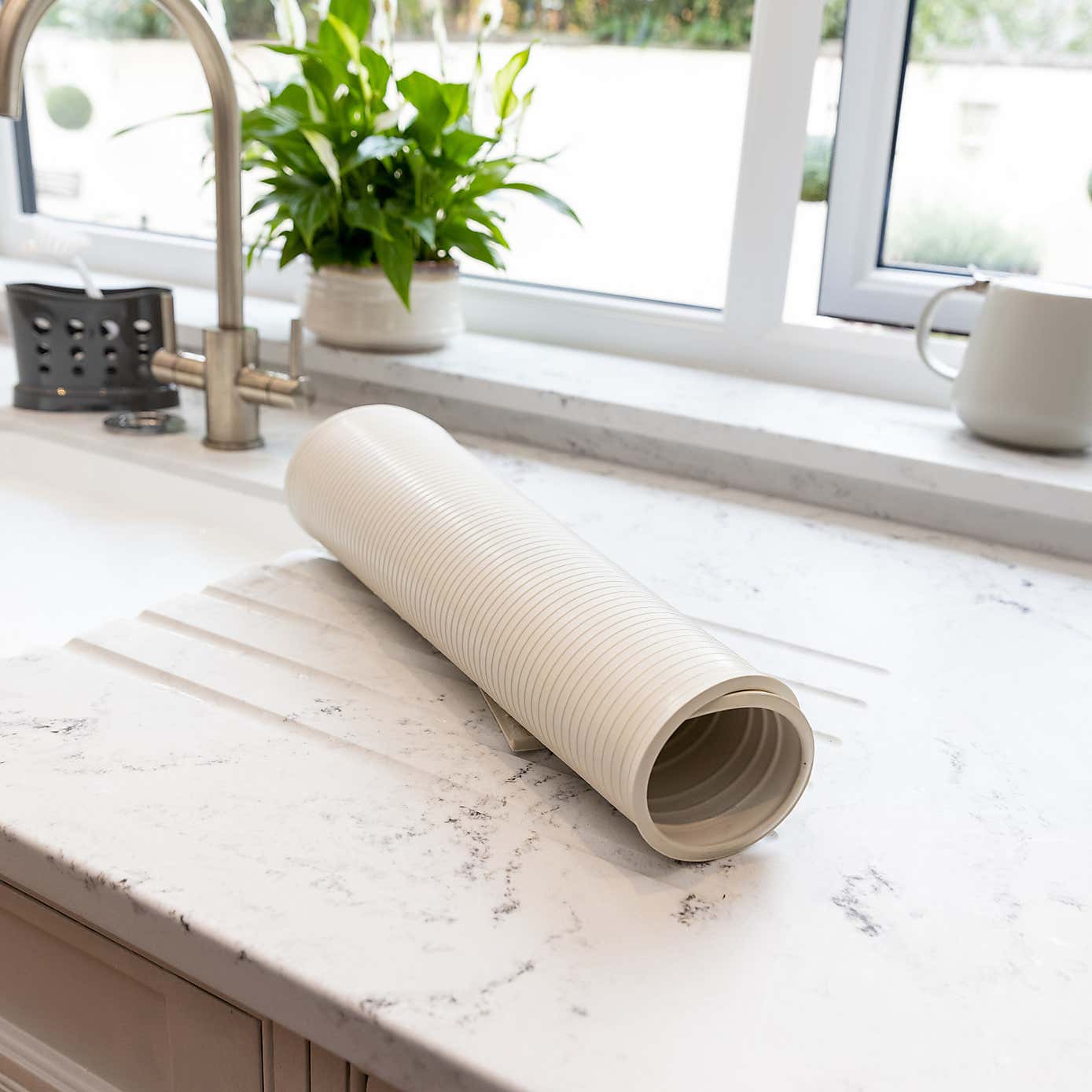 Carousel zoom image position 2 of 4