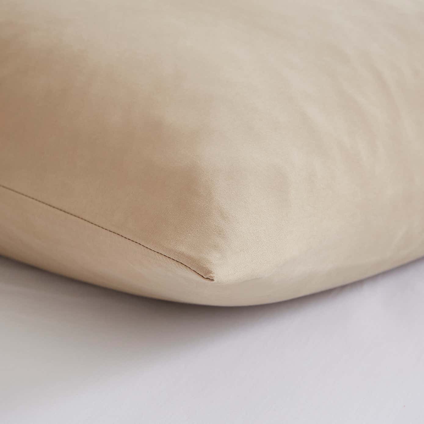 Carousel zoom image position 3 of 3