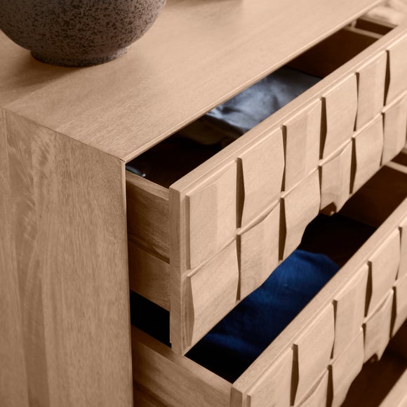 Carousel navigation image position 3 of 6