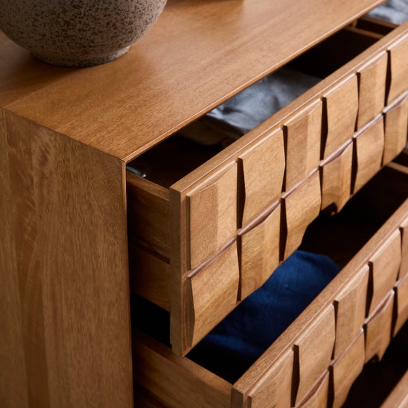 Carousel navigation image position 3 of 6