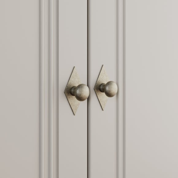 Carousel navigation image position 3 of 7