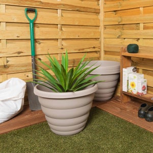 Wham Beehive Pack Of 4 Round Plant Pots