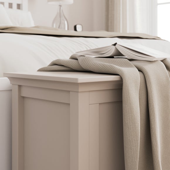 Carousel navigation image position 4 of 6