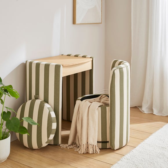 Carousel navigation image position 2 of 7