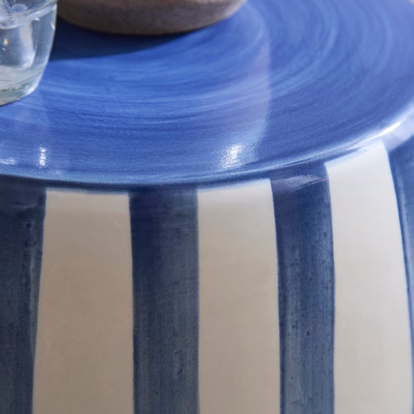 Carousel navigation image position 2 of 4