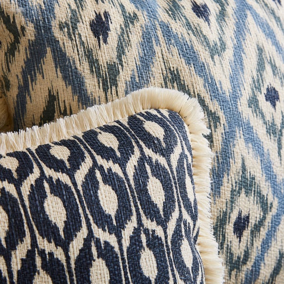 Carousel navigation image position 2 of 3