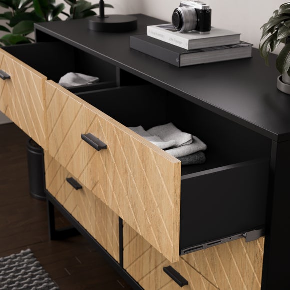 Carousel navigation image position 3 of 8