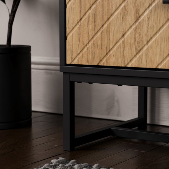 Carousel navigation image position 5 of 8