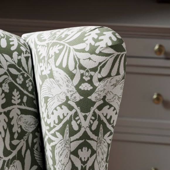 Carousel navigation image position 4 of 9