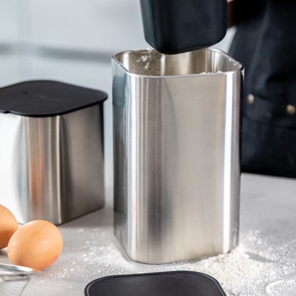 Carousel navigation image position 2 of 7