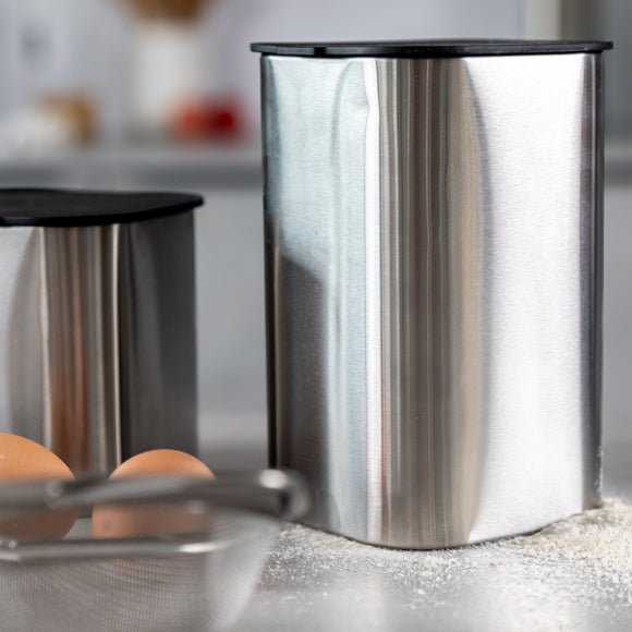 Carousel navigation image position 3 of 7