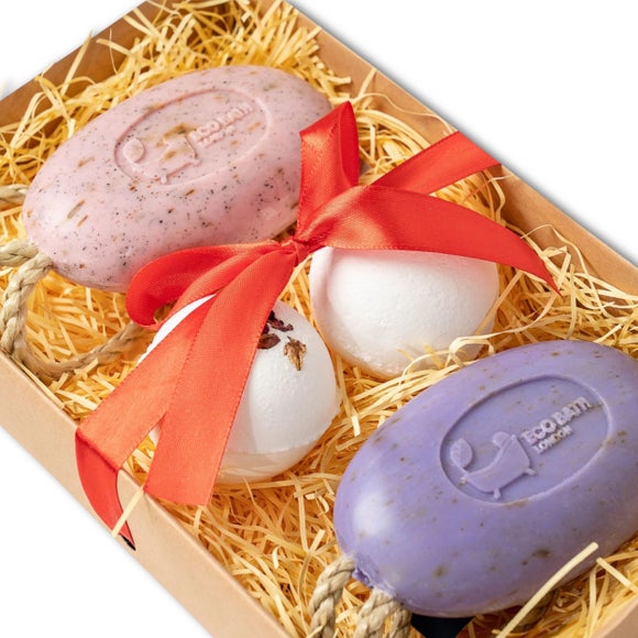 View Eco Bath London Bath Bomb And Soap Gift Set View Eco Bath London Bath Bomb And Soap Gift Set