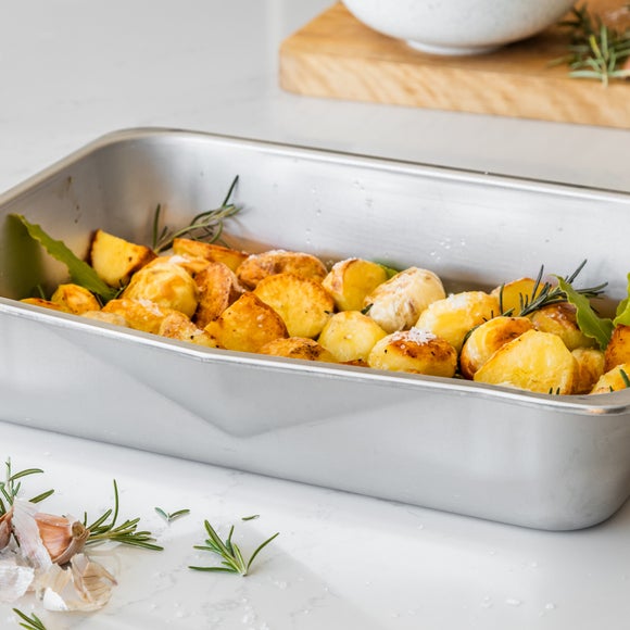 Click to view product details and reviews for Masterclass Set Of 5 Aluminium Baking And Roasting Set.