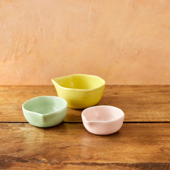 Carousel navigation image position 3 of 9