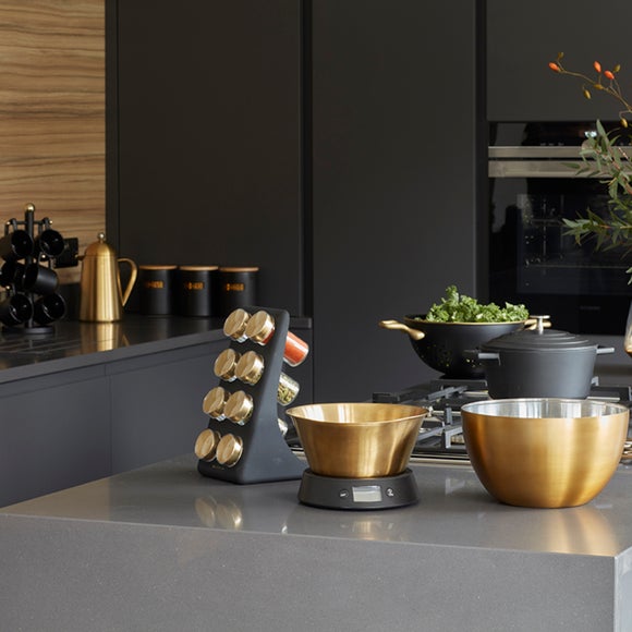 Carousel navigation image position 3 of 4