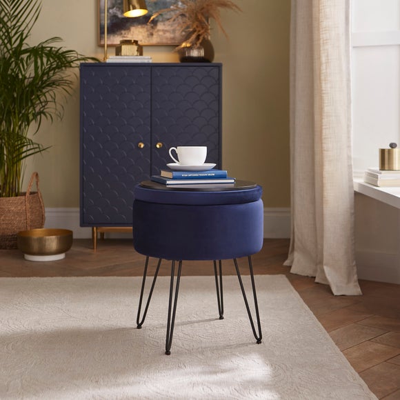 Carousel navigation image position 2 of 8