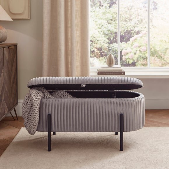 Carousel navigation image position 2 of 7