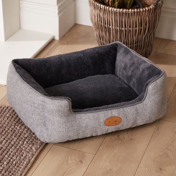 Banbury & Co Herringbone Pet Bed