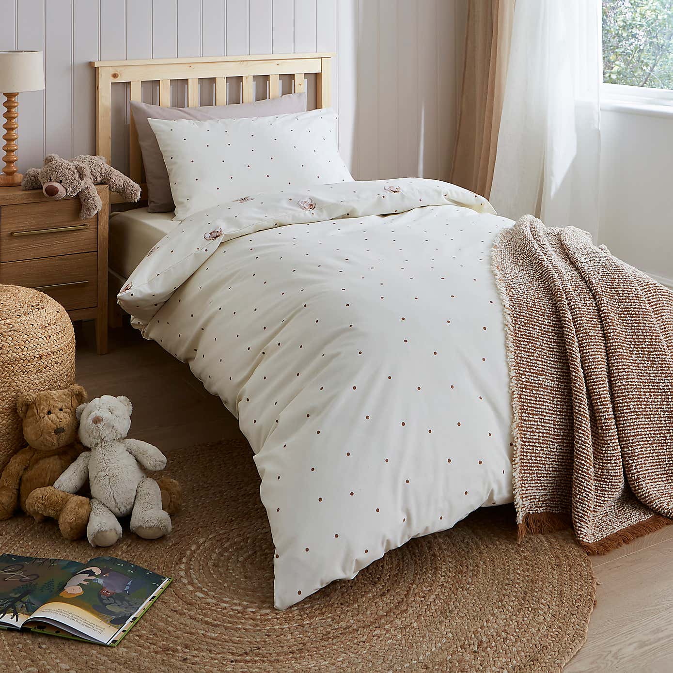 Carousel zoom image position 3 of 6