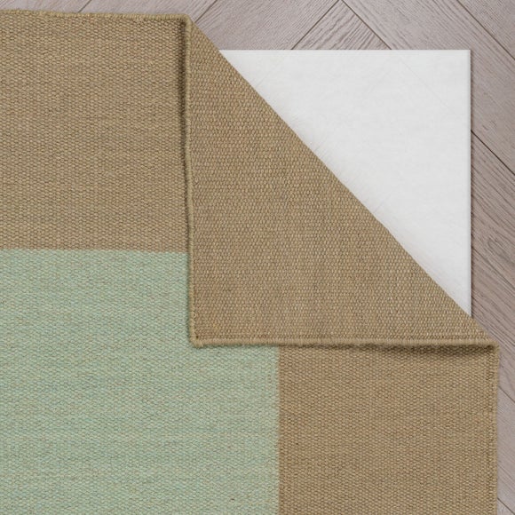 Carousel navigation image position 3 of 6