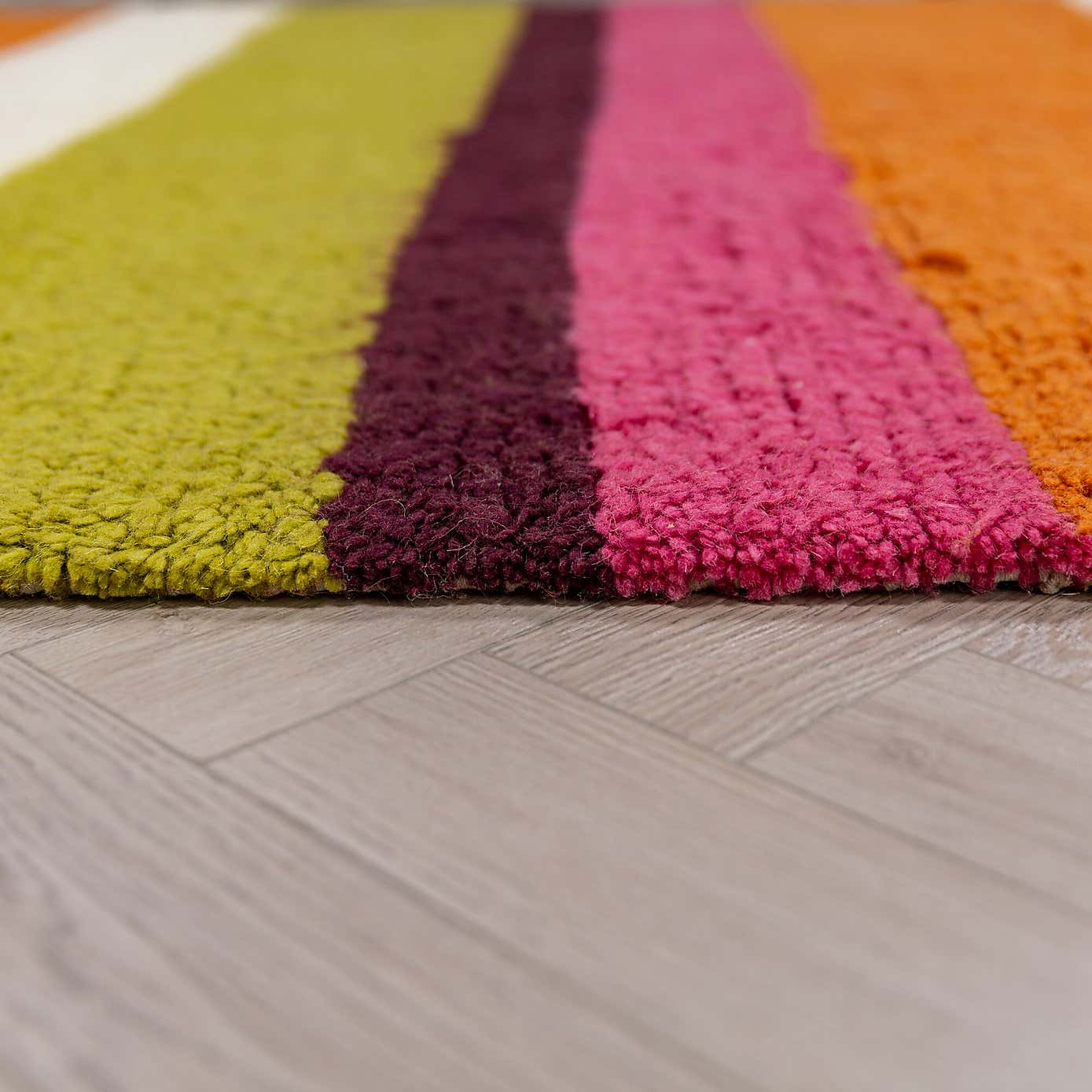 Carousel zoom image position 4 of 7