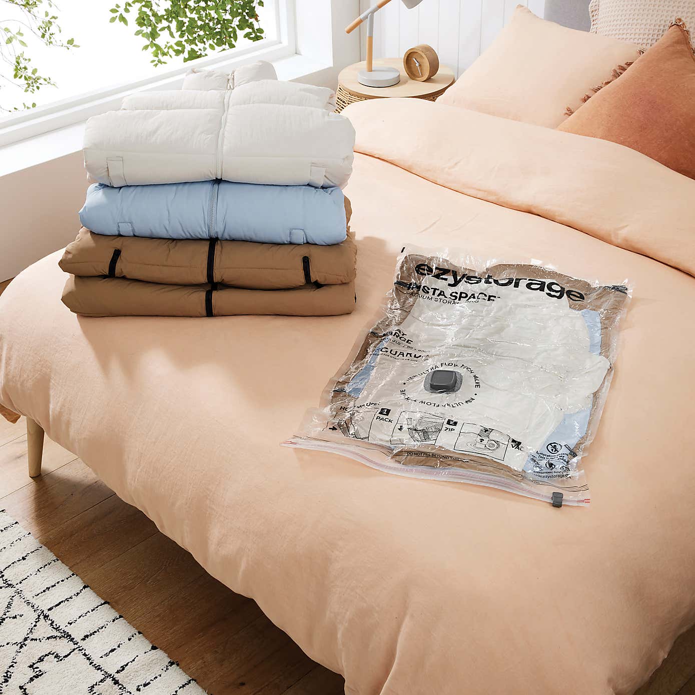 Carousel zoom image position 2 of 3