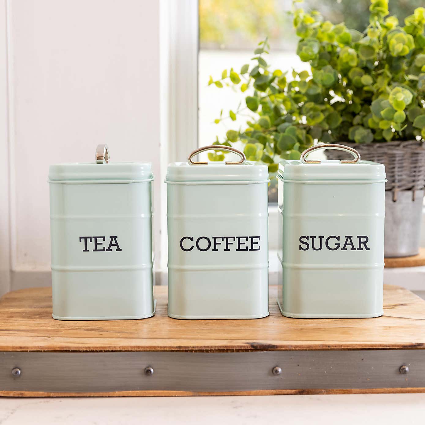 Carousel zoom image position 2 of 6