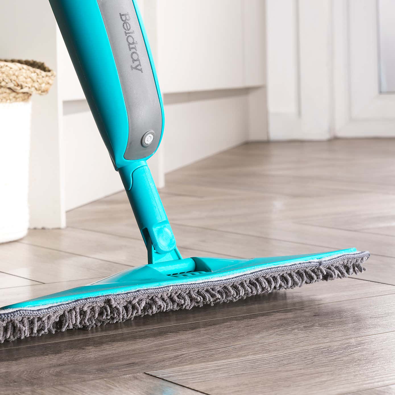 Carousel zoom image position 2 of 7