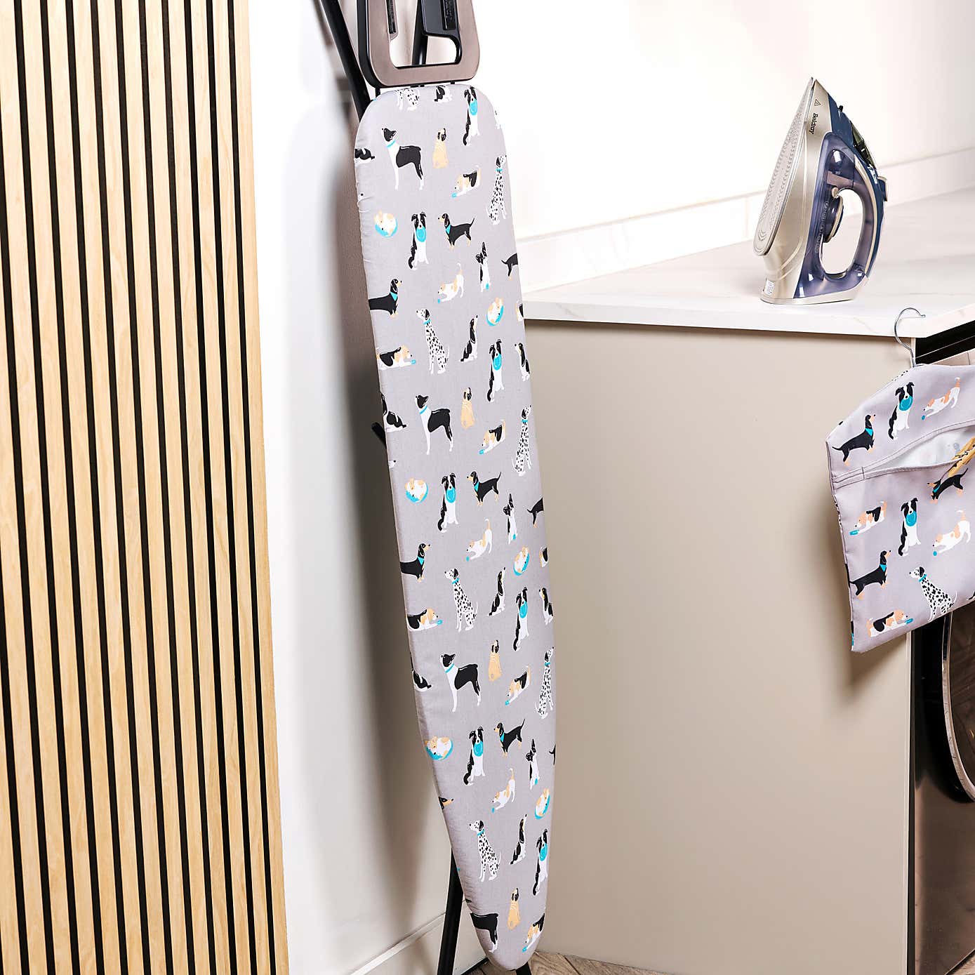 Carousel zoom image position 3 of 6