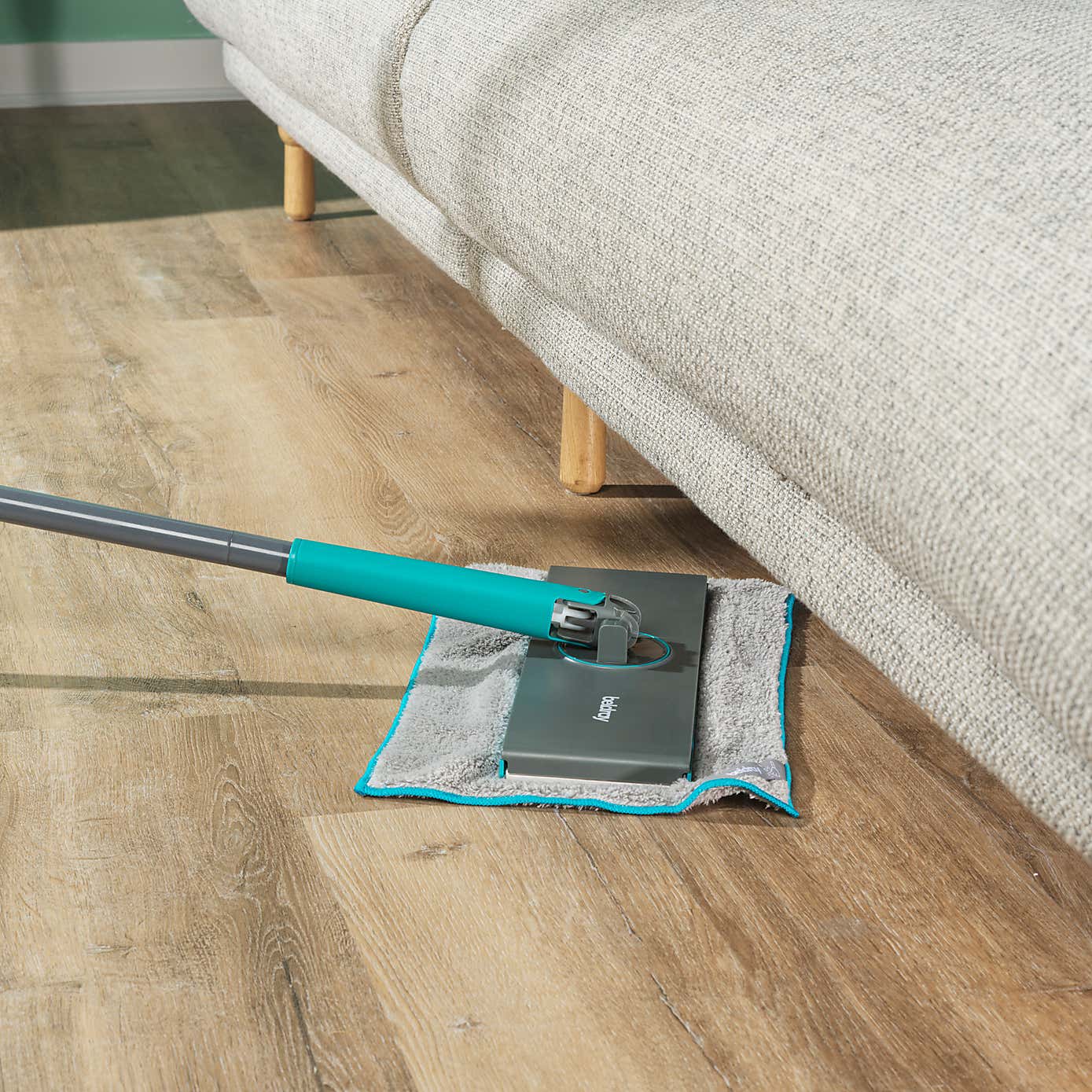 Carousel zoom image position 3 of 6