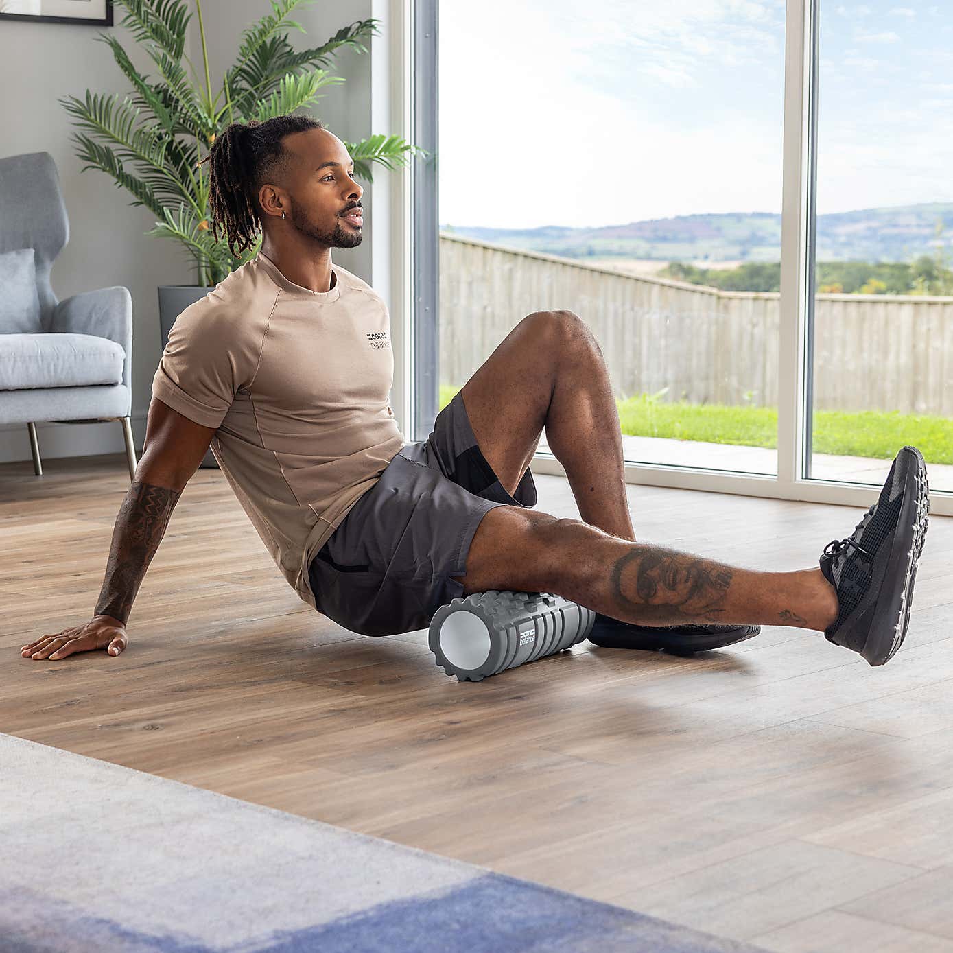 Carousel zoom image position 2 of 5