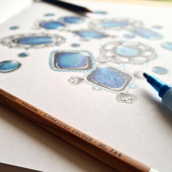 Carousel navigation image position 3 of 4