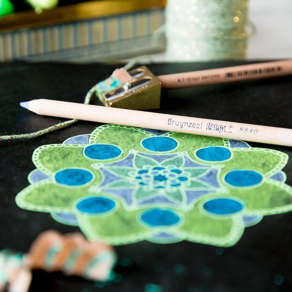 Carousel navigation image position 2 of 3