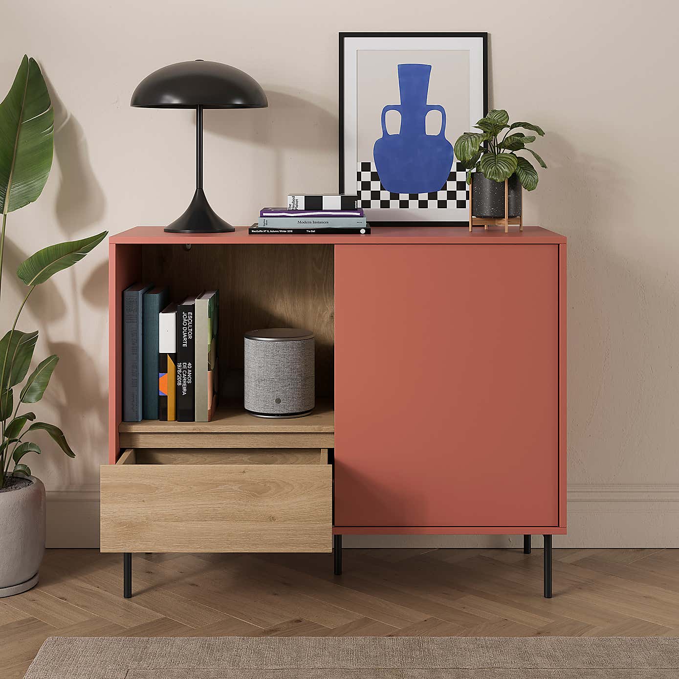 Carousel zoom image position 3 of 8