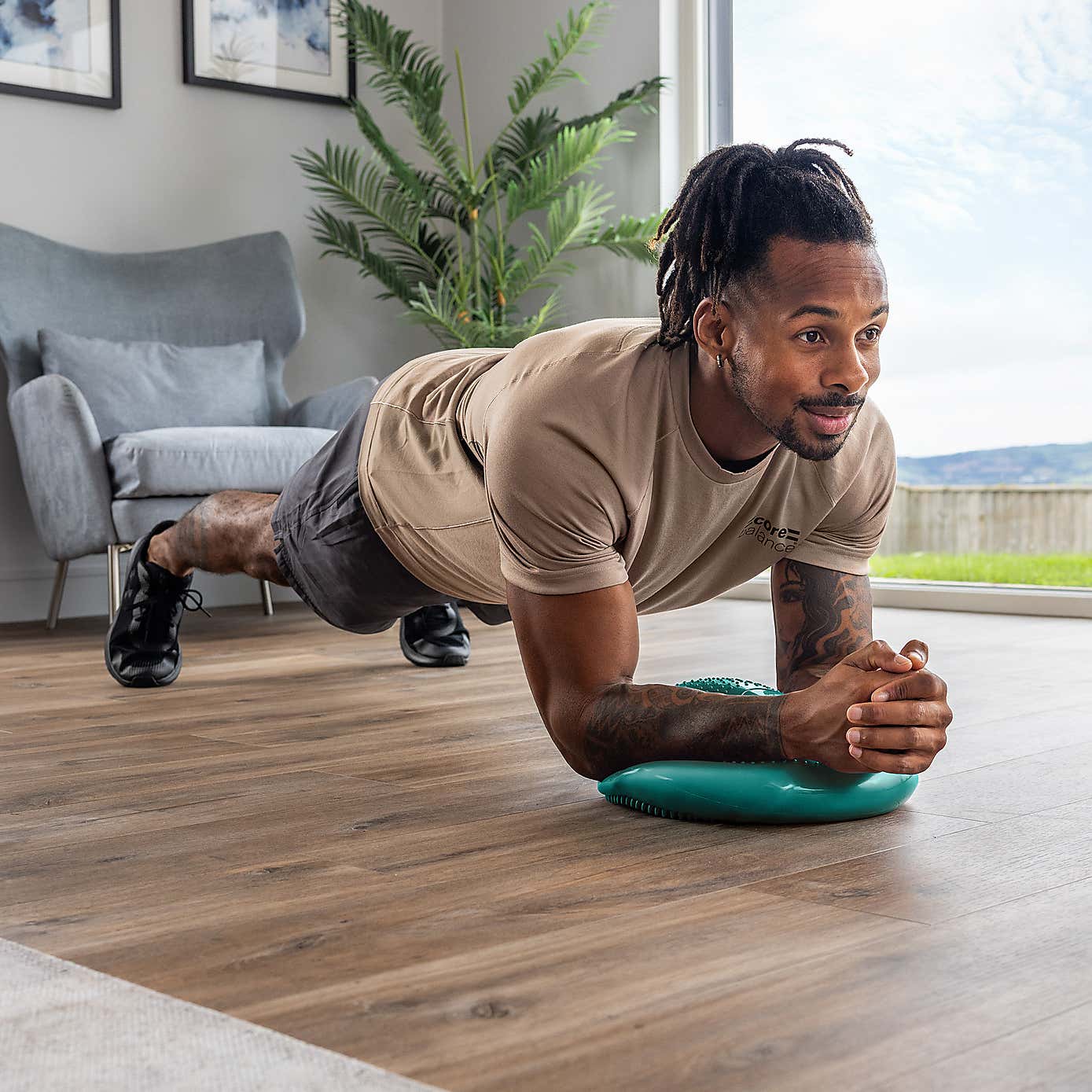 Carousel zoom image position 2 of 5