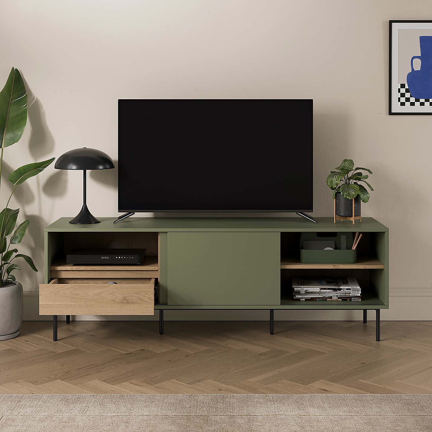 Carousel zoom image position 2 of 7