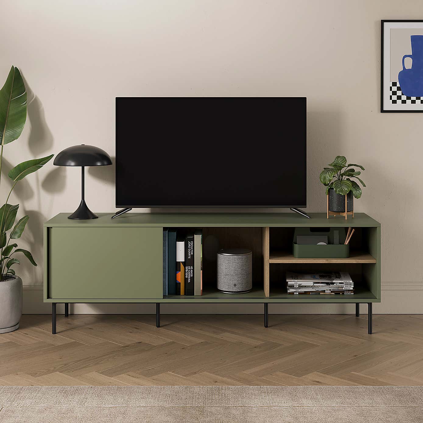 Carousel zoom image position 3 of 7