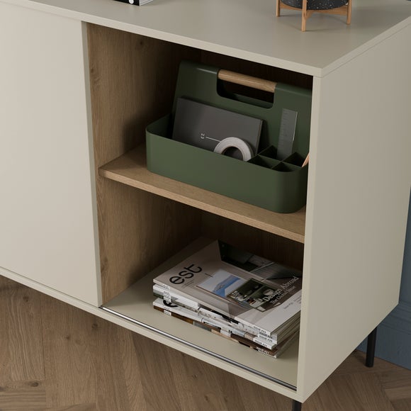 Carousel navigation image position 4 of 8