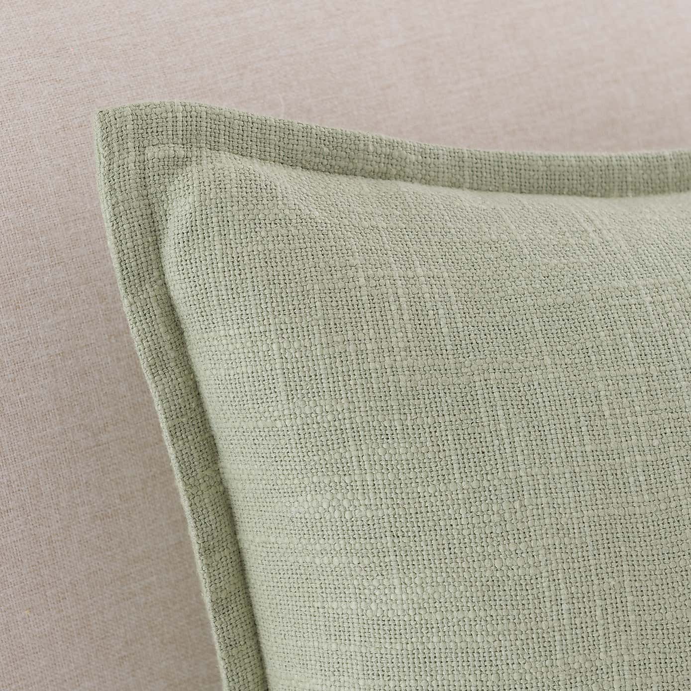 Carousel zoom image position 5 of 5