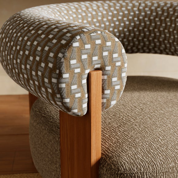 Carousel navigation image position 3 of 9