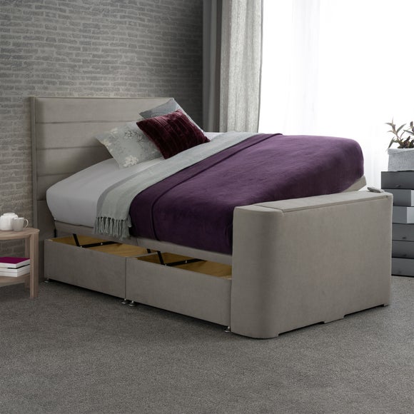 Carousel navigation image position 3 of 5