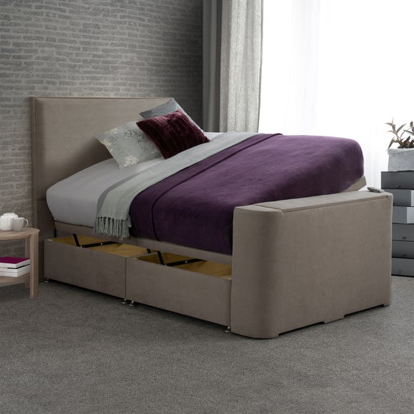 Carousel navigation image position 3 of 5