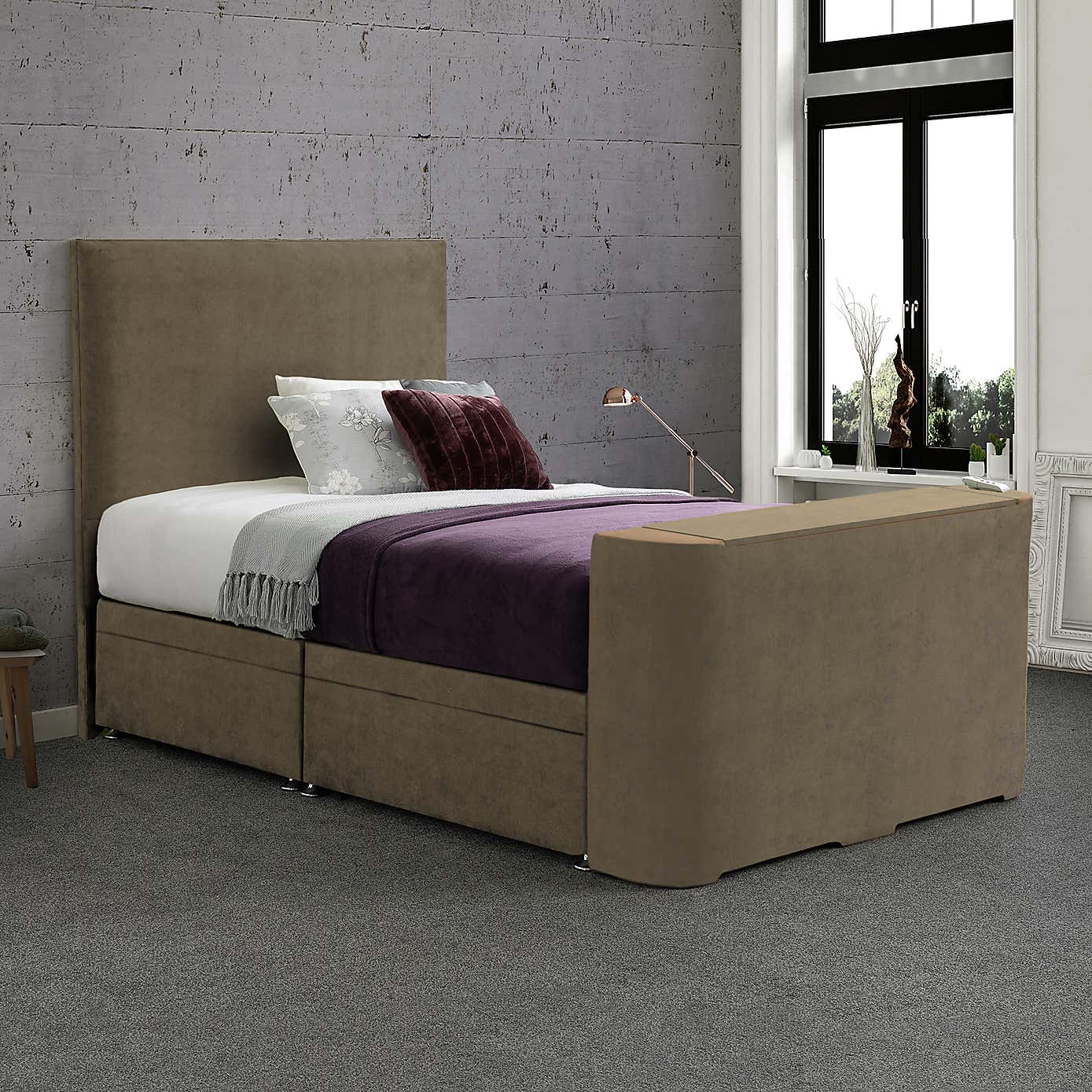 Carousel zoom image position 2 of 5