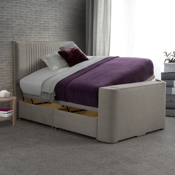 Carousel navigation image position 3 of 5