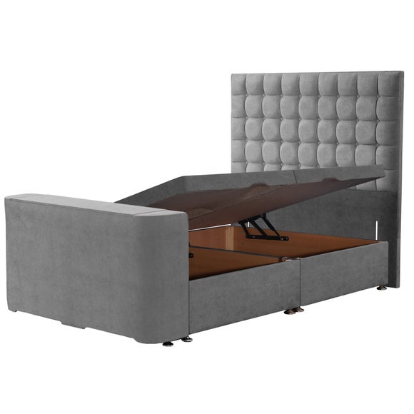 Carousel navigation image position 3 of 5