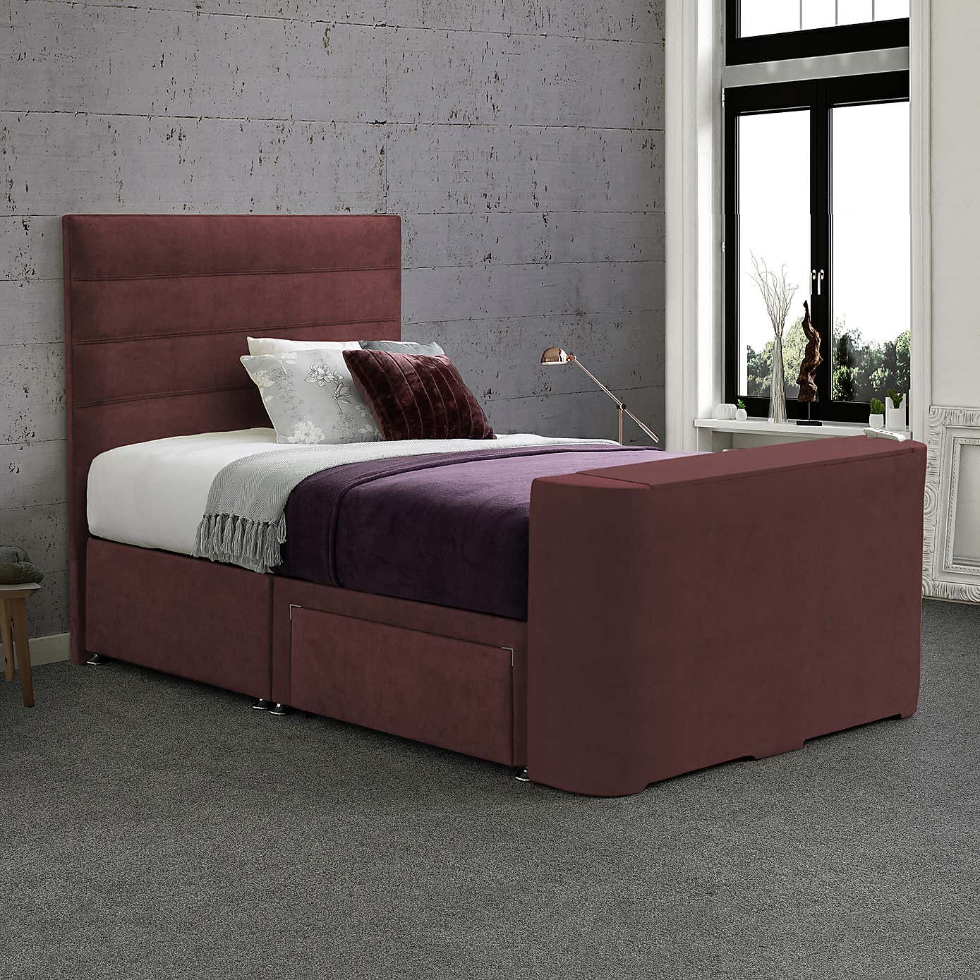 Carousel zoom image position 2 of 4