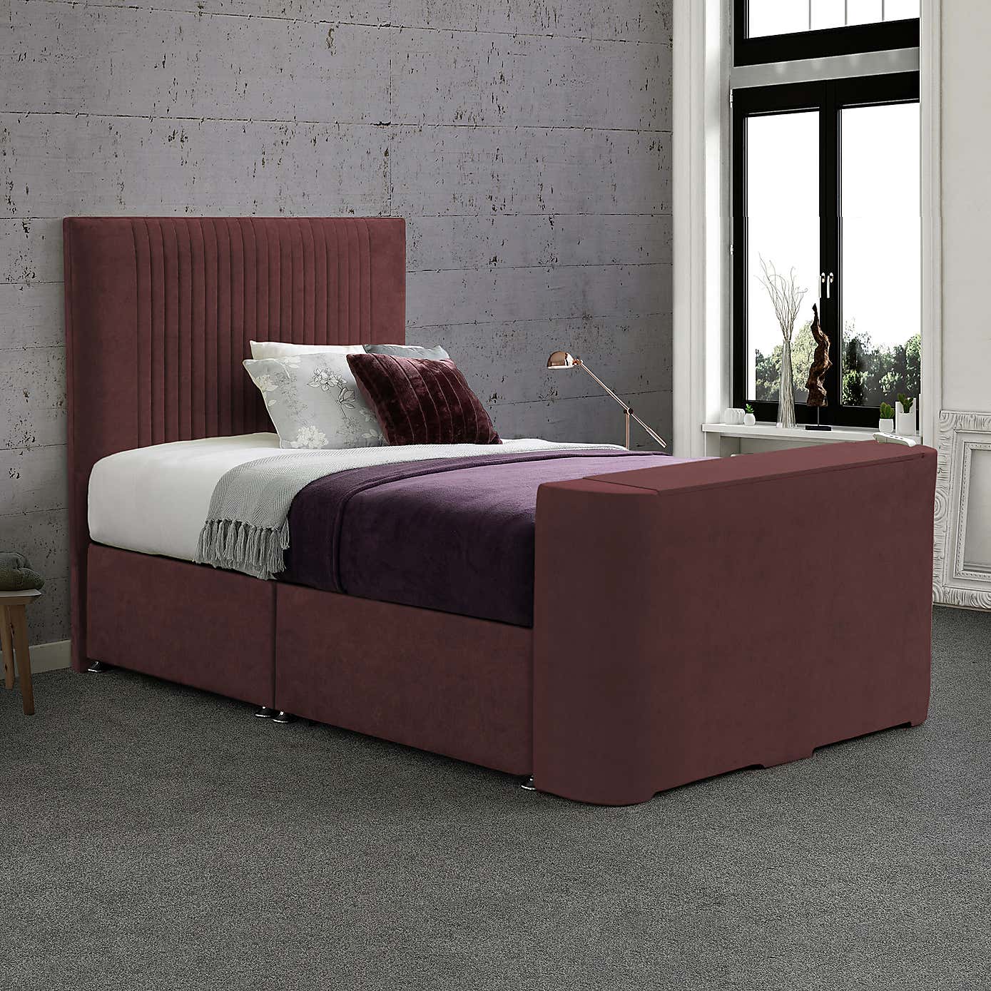 Carousel zoom image position 2 of 4